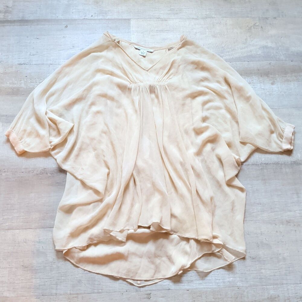 Diane von Furstenberg Silk Blouse Women's Size 4 Beige Cream V-Neck Kimono